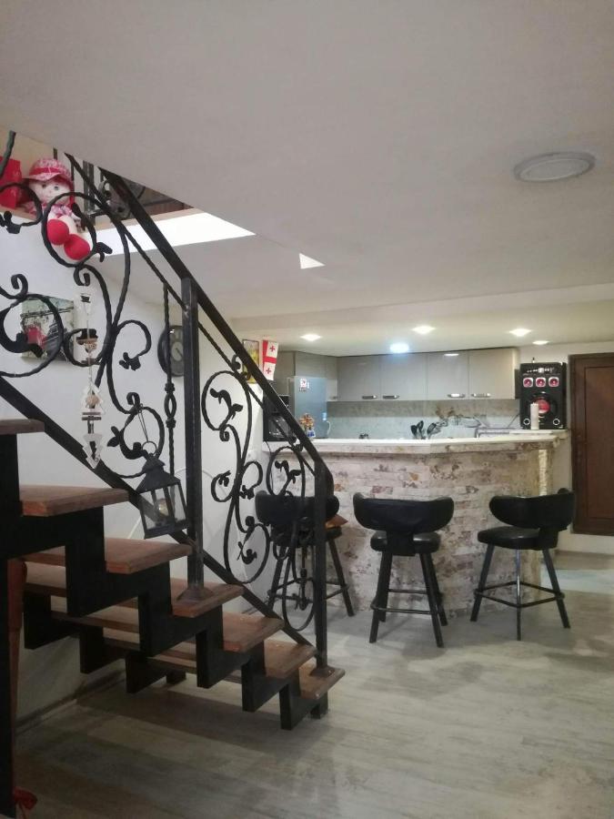 happy pandasN12 - B&B Borjomi