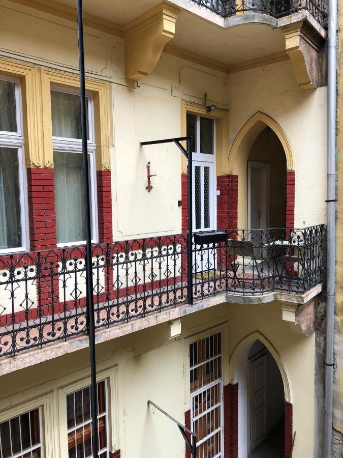 All In Apartman II. - Ferienwohnung Budapest