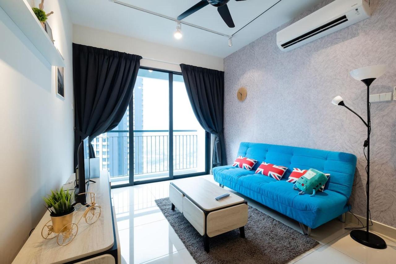 B&B Kuala Lumpur - 新房源 KL Homestay , KLCC & MITEC 15Mins , (6-10Pax) - Bed and Breakfast Kuala Lumpur