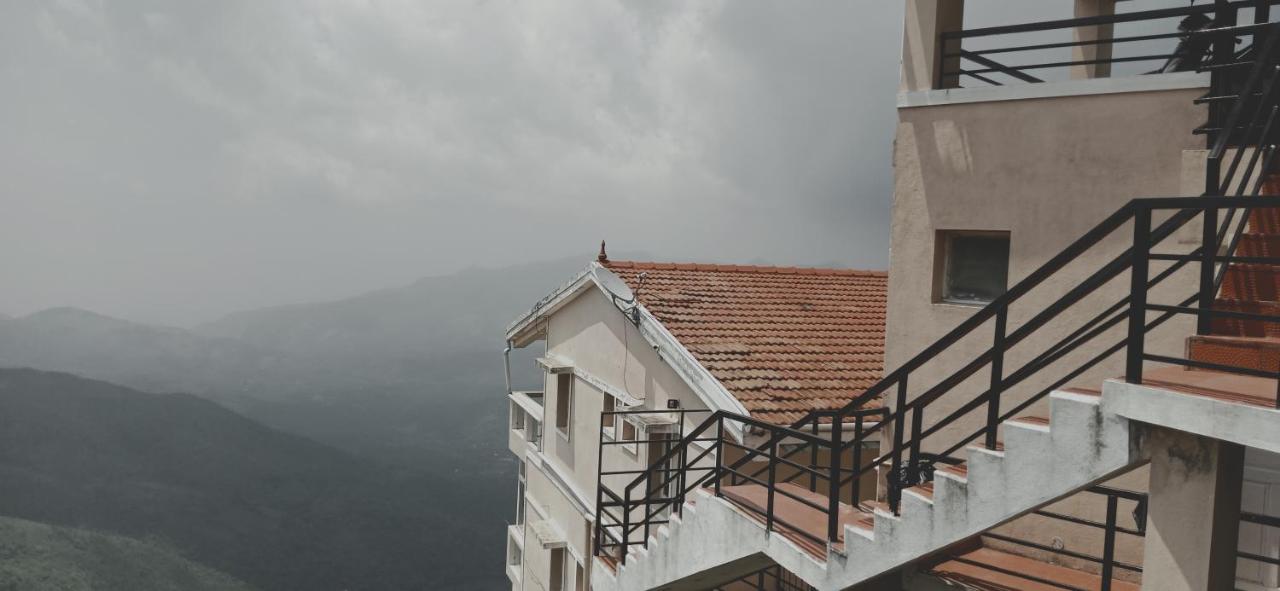 Chambre Double - Vue sur Montagne