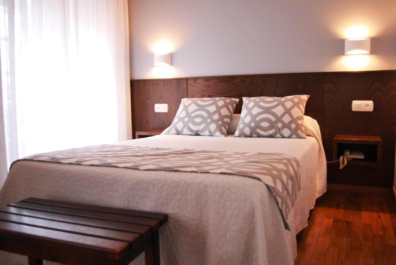 B&B Noia - Hotel Restaurante Elisardo - Bed and Breakfast Noia