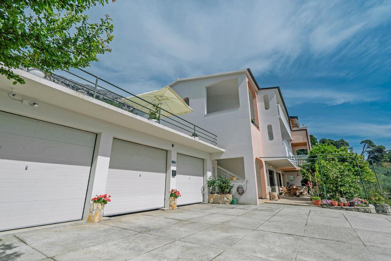 Adria Brela Apartments - B&B Brela