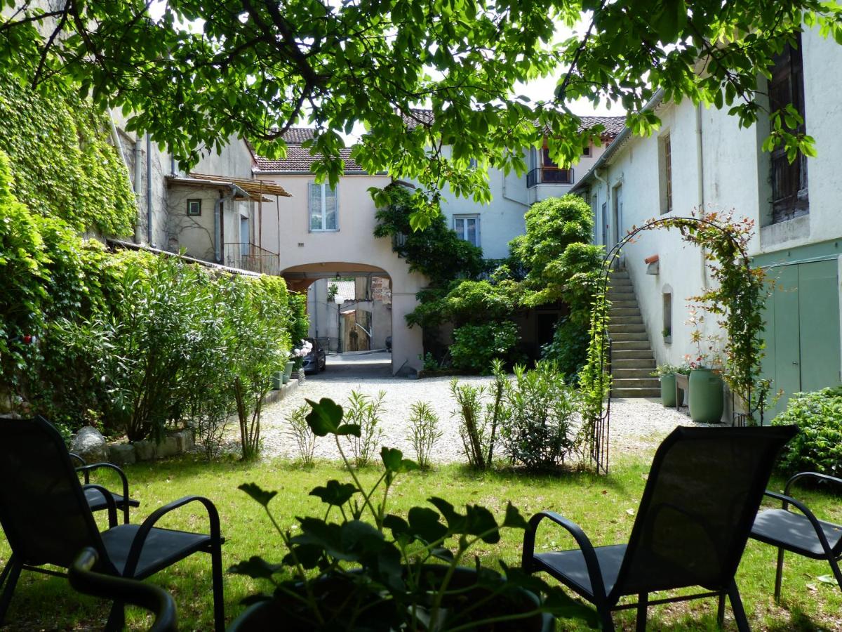 Les Glycines - Ferienwohnung