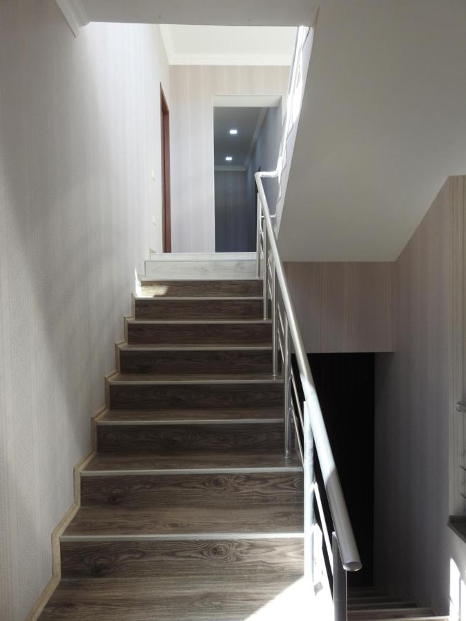 White Hotel Guesthouse - B&B Zugdidi
