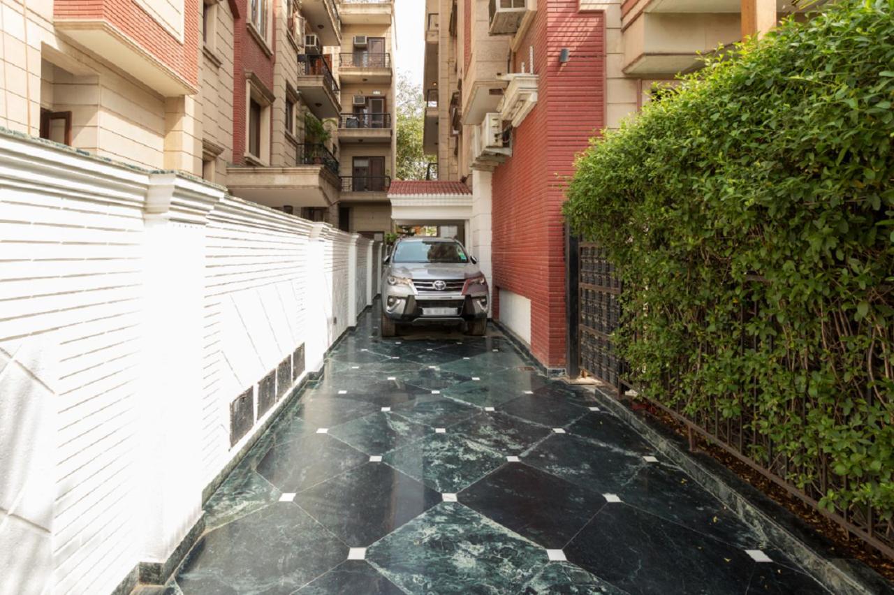 Hostie Aarna - 3BHK Apartment with lift at Kailash Colony, South Delhi - B&B Nueva Delhi