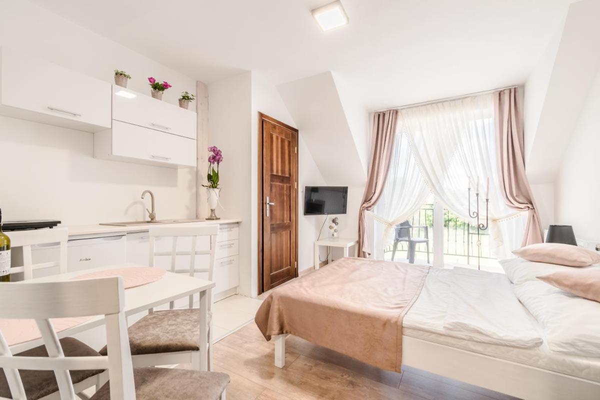 Studio with Garden View