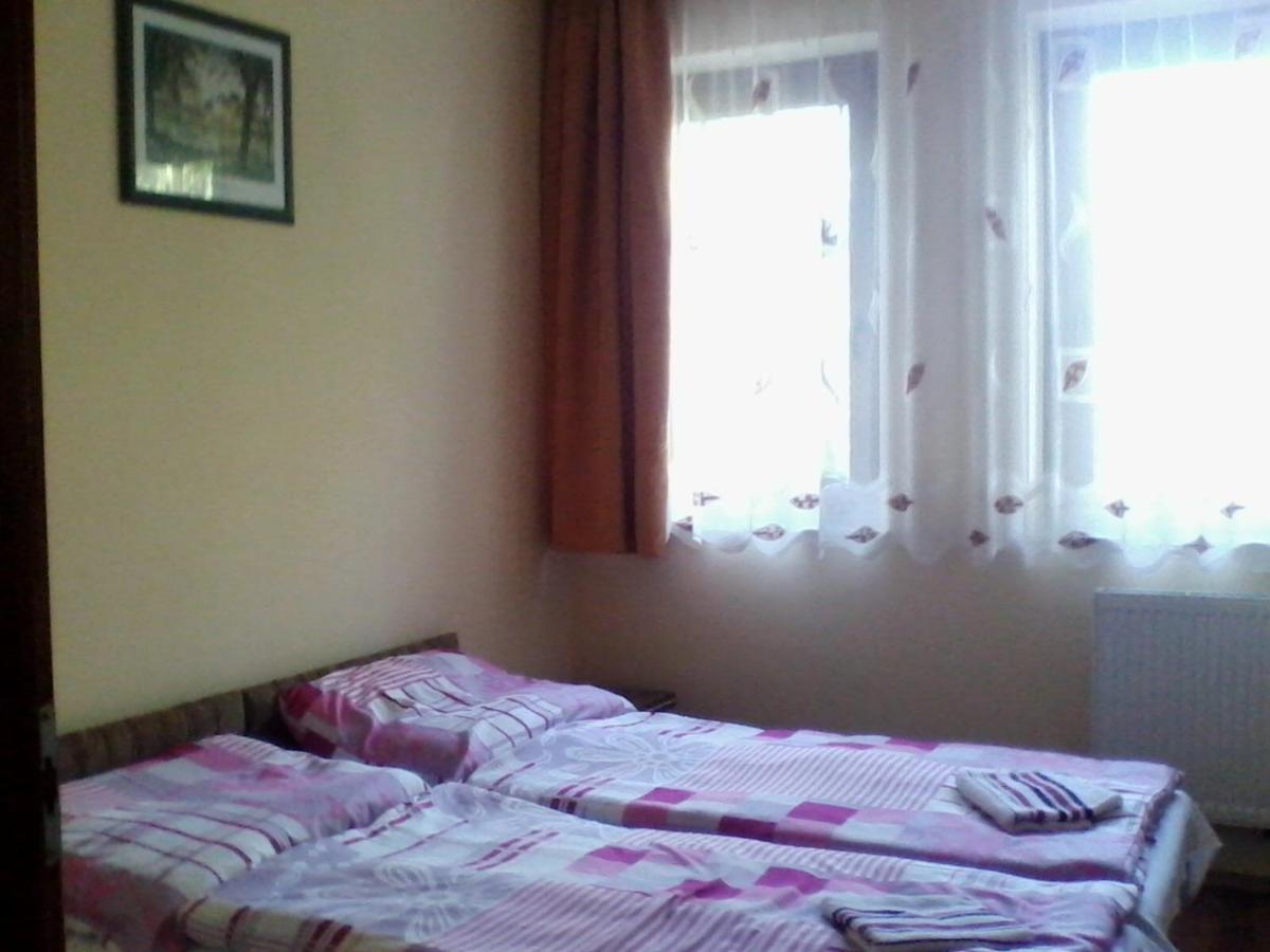Two-Bedroom Apartment (6 Adults)