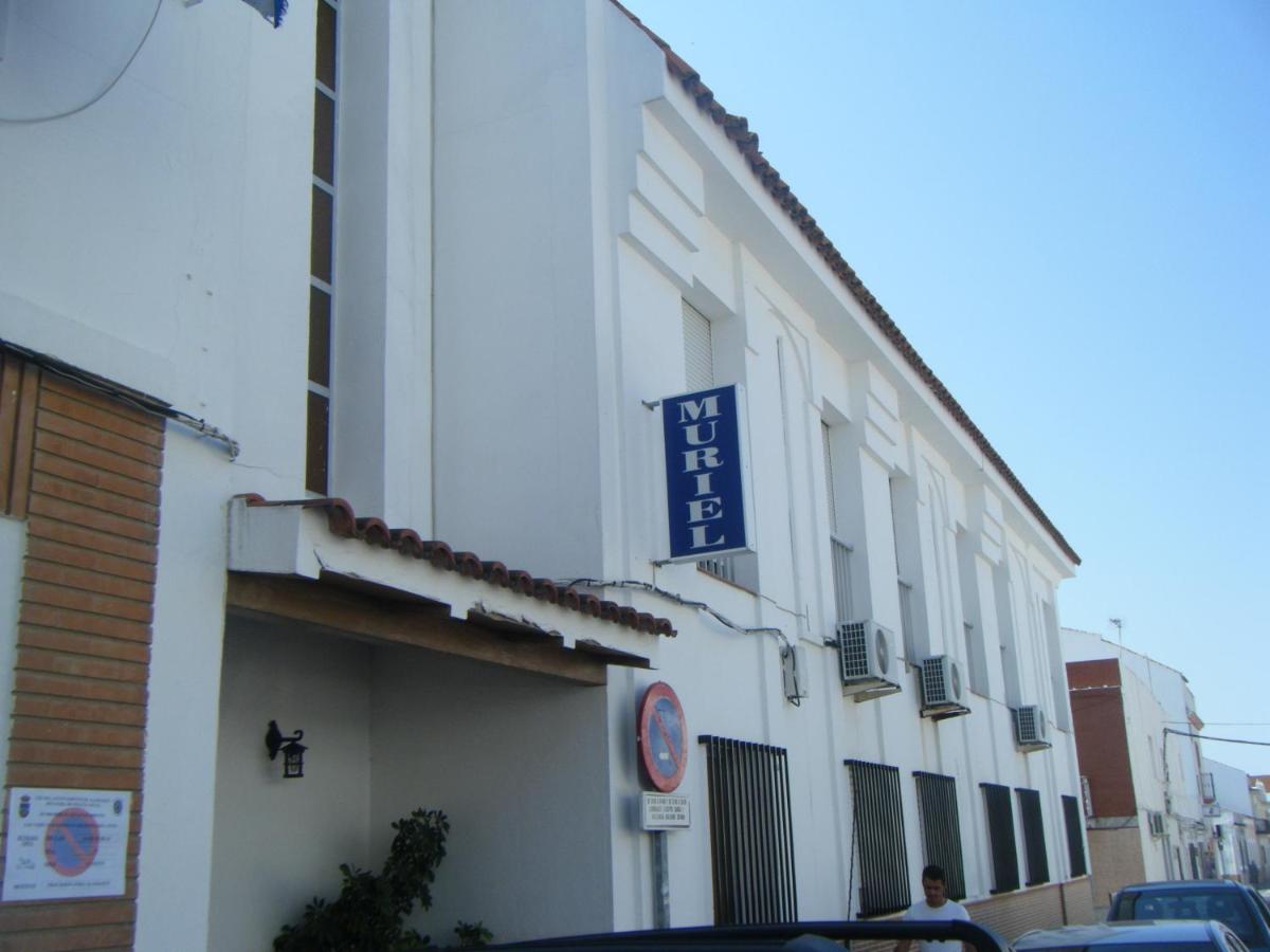 Hostal Muriel - Bed and Breakfast Aljaraque