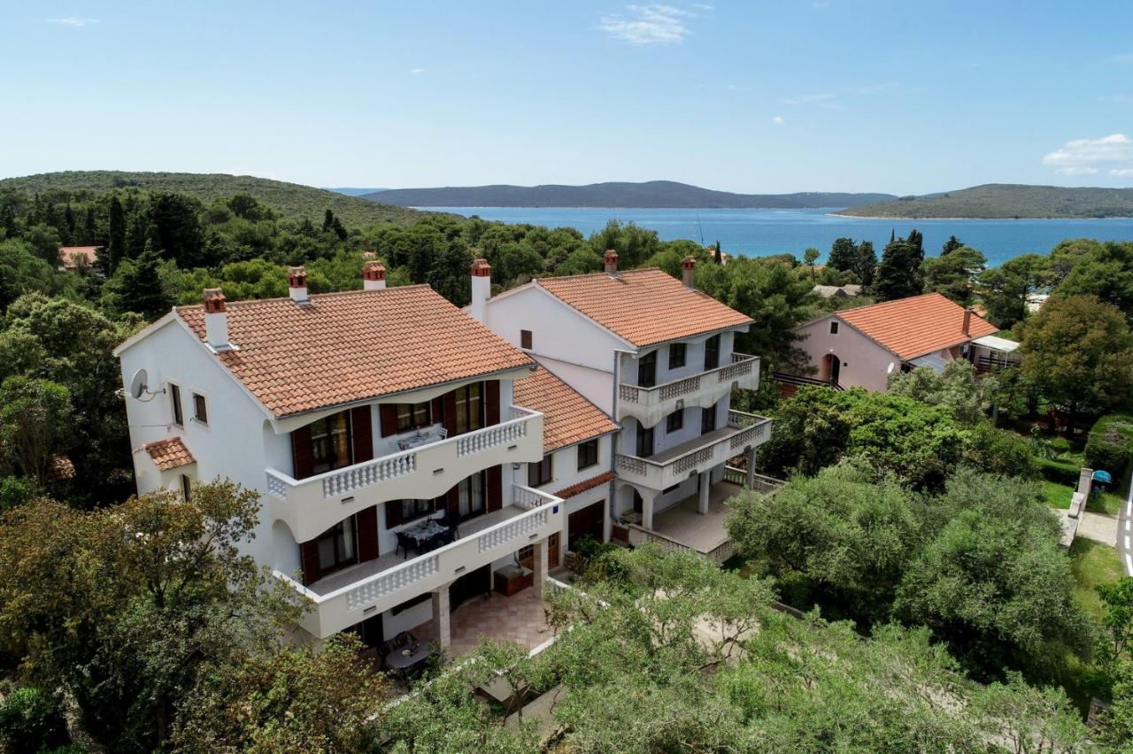 Apartments Mrva - Bed and Breakfast