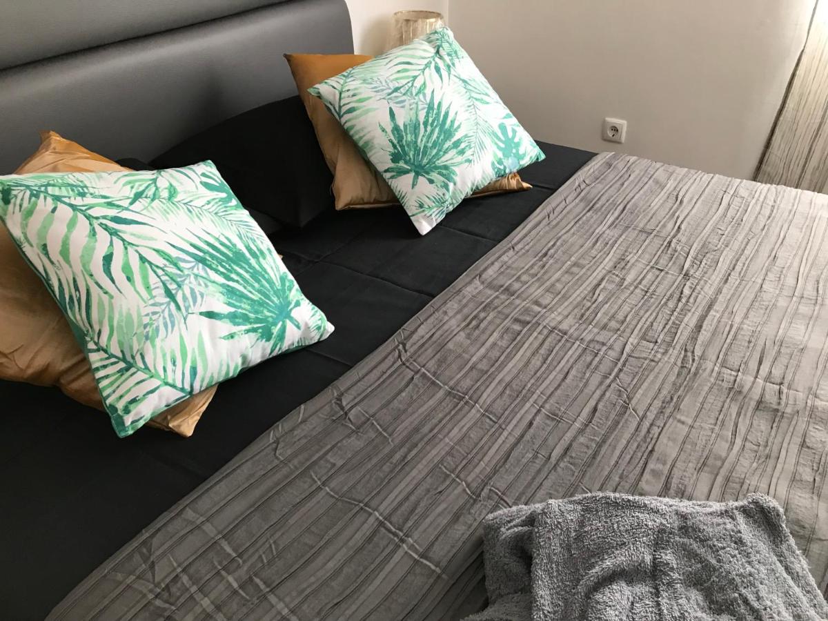 Standard Zimmer mit Kingsize-Bett