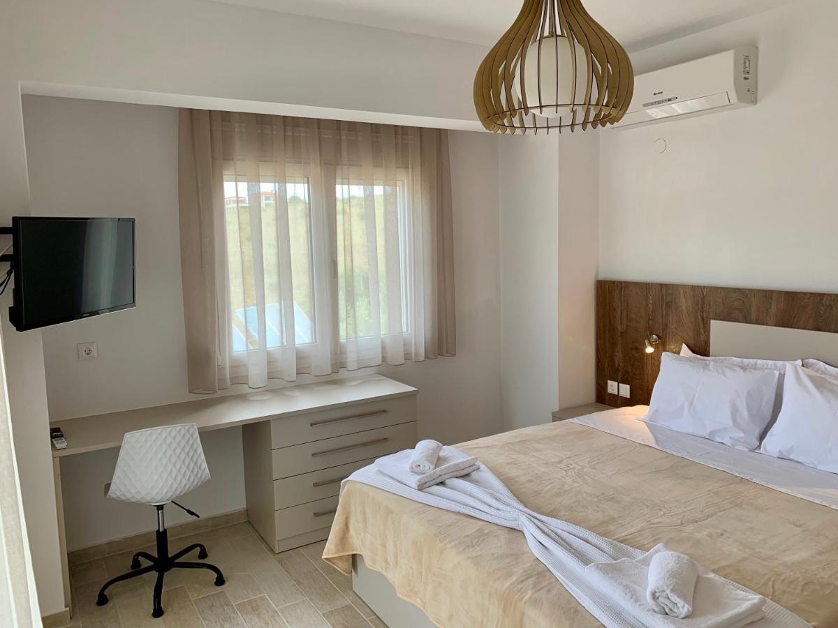 Kalivas beach house - B&B