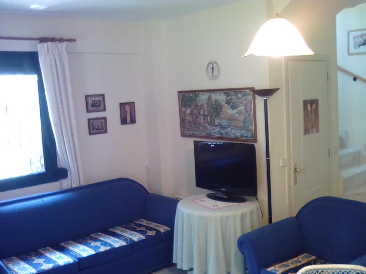 MARIA'S HOUSE 1 - Ferienwohnung Pefkochori