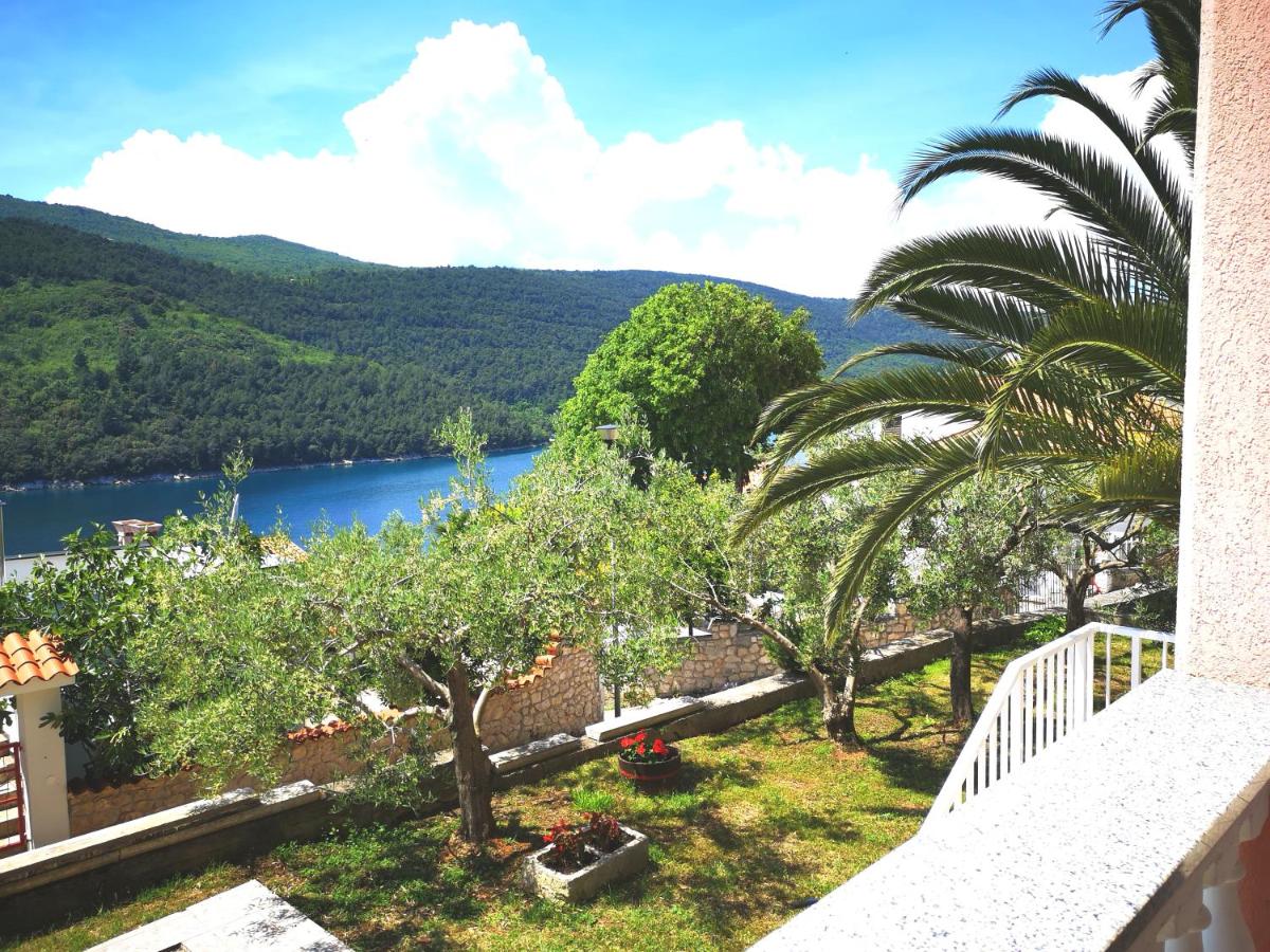 Apartment mit Meerblick