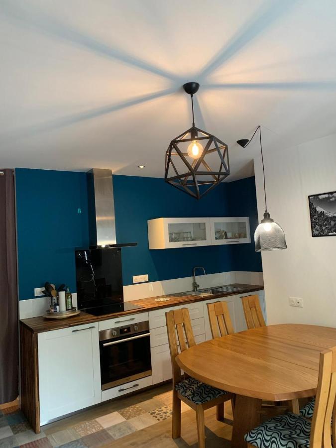 Appartement rénové & calme - Centre-ville 4 à 6 Pers - 2eme Étage Cuisine Équipée- Linge et Ménage en option - B&B Cauterets