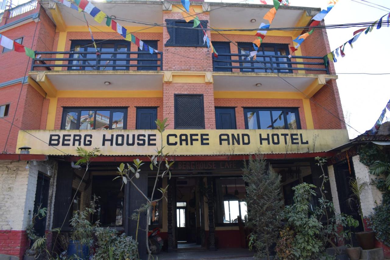 B&B Nagarkot - Berg House Cafe and Hotel - Bed and Breakfast Nagarkot