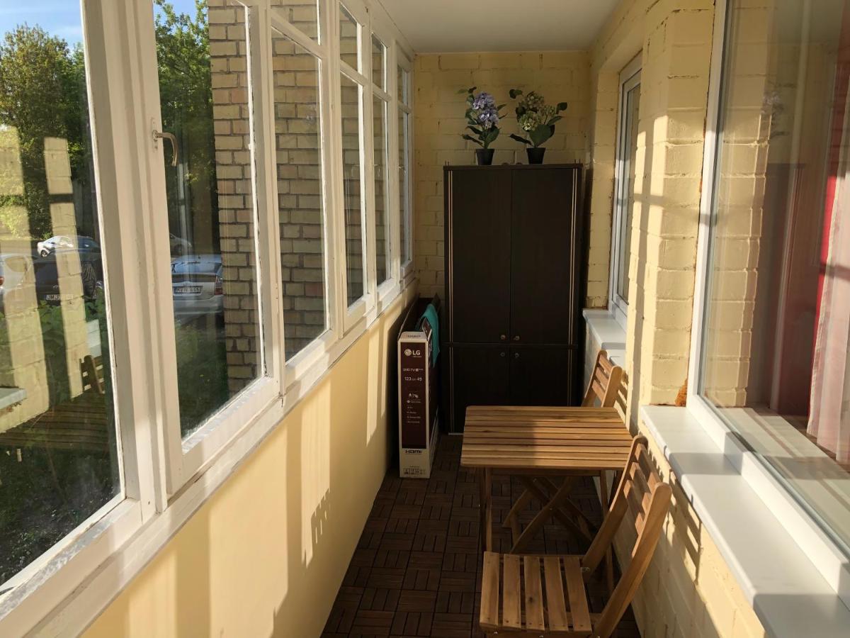 Your Home - Central studio apartment, balcony, parking & Self Check-in - Ferienwohnung Vilnius