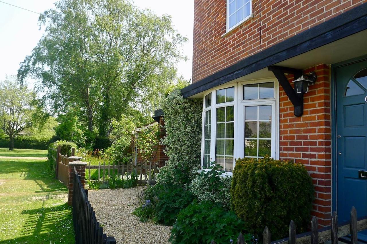 Beautiful Pilley Green Cottage - B&B Boldre