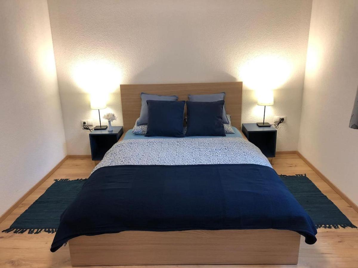 B&B Dornbirn - Kleines Nest im Zentrum, eigener Eingang, Parkplatz, kostenloses Wlan - Bed and Breakfast Dornbirn