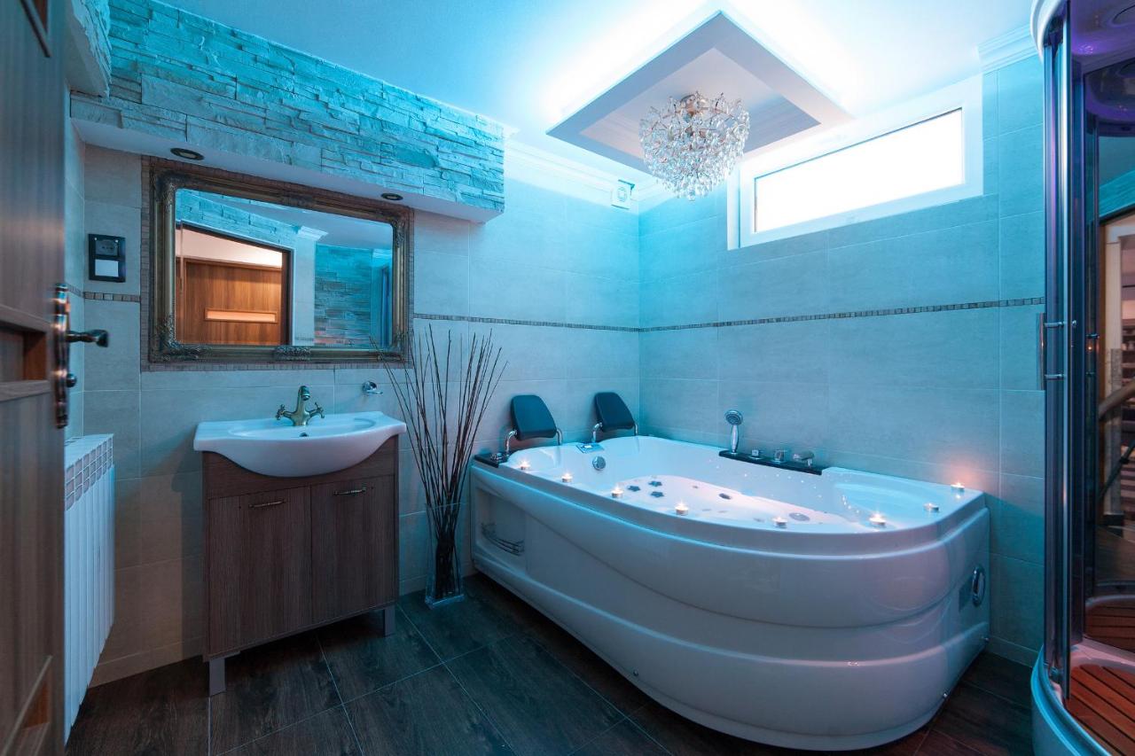 Willa Pod Łosiem - B&B Krynica-Zdrój