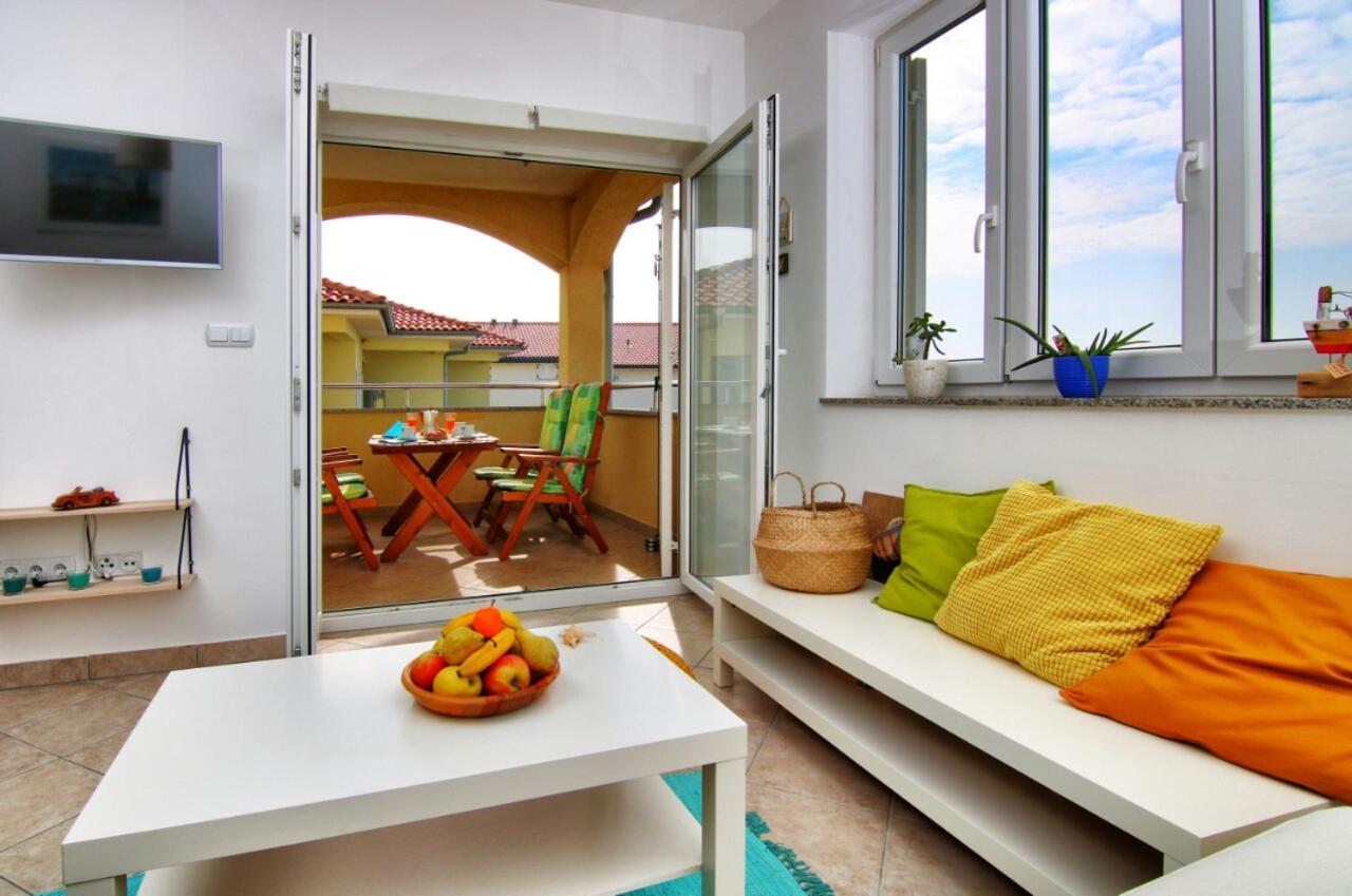 Apartman Eli Smokvica - B&B Klenovica
