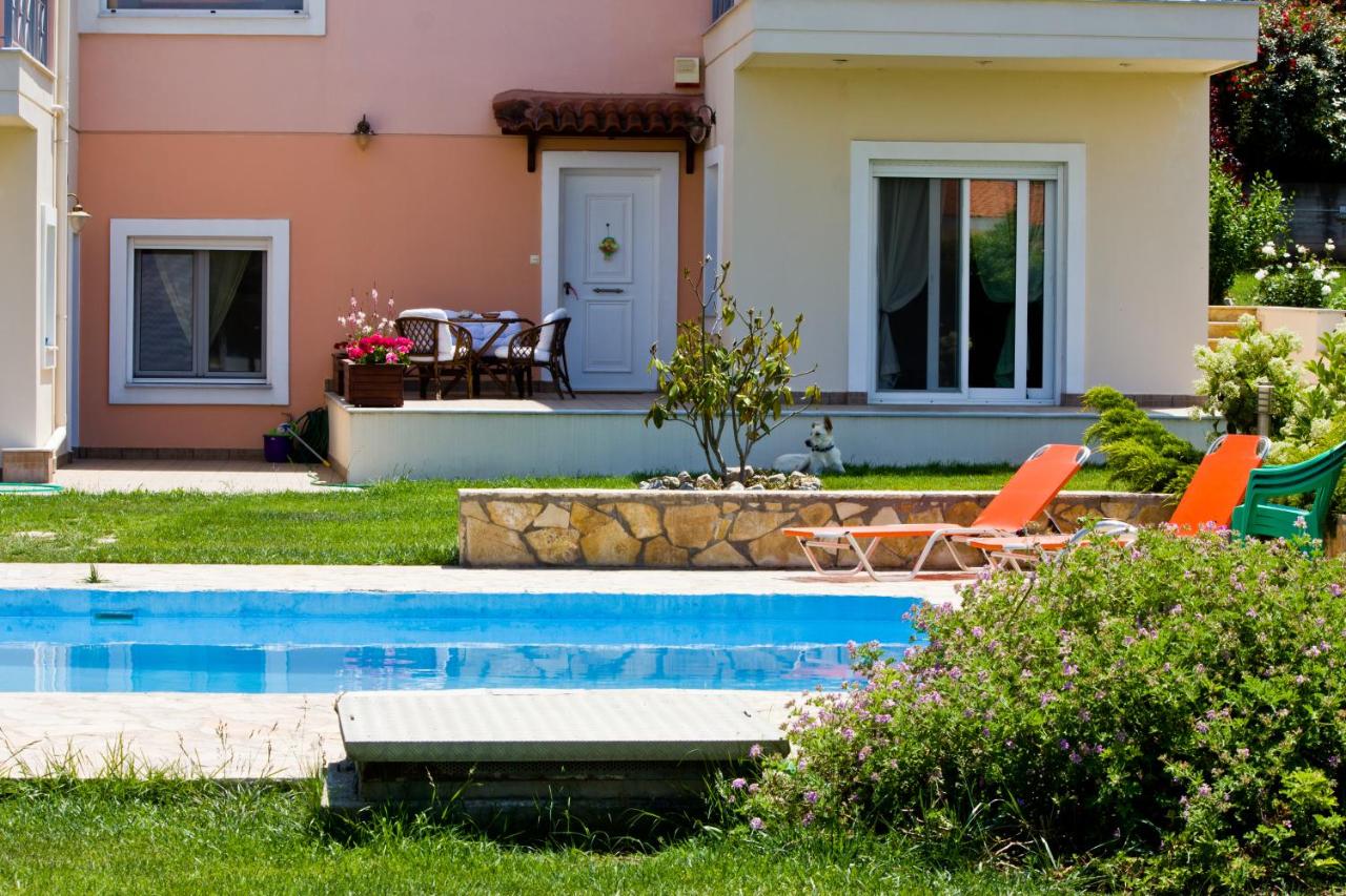 Villa con vistas al jardín