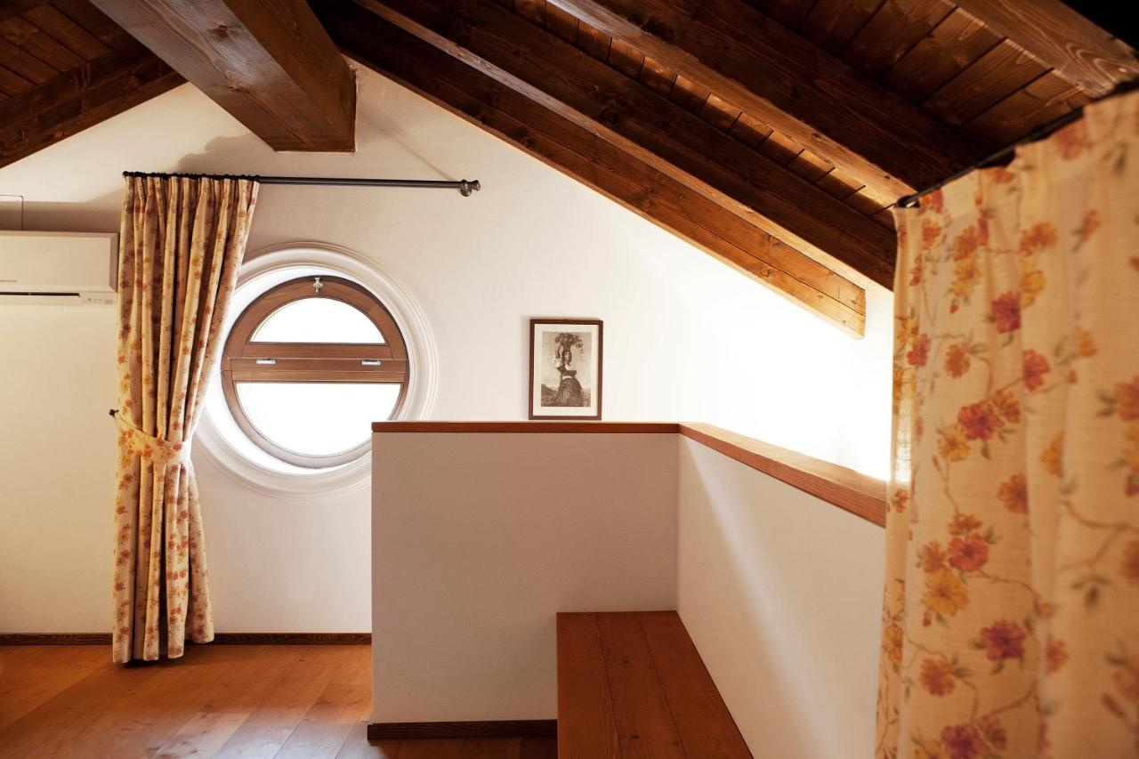 One-Bedroom Apartment - Split Level