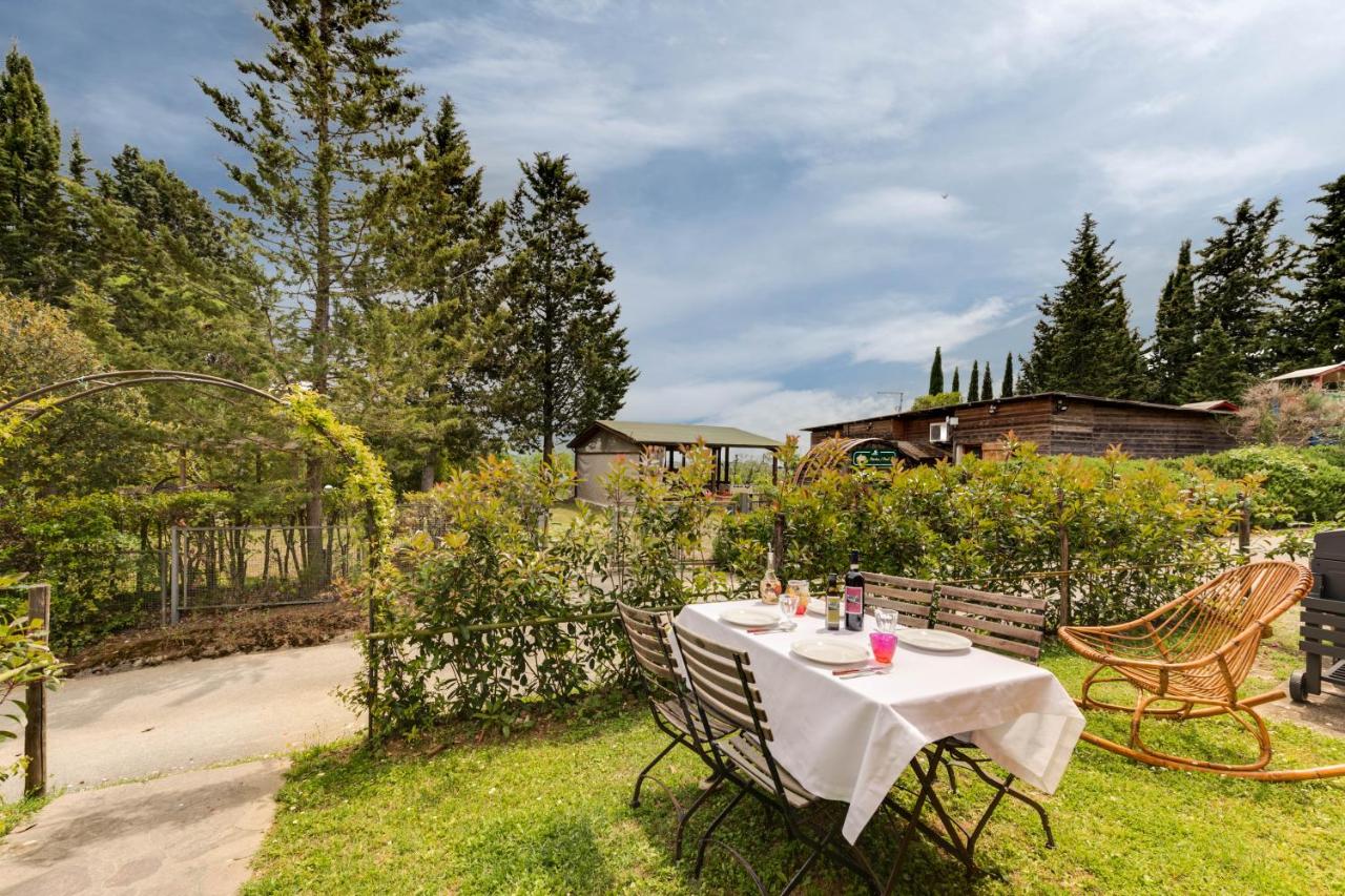 Apartment with Garden View