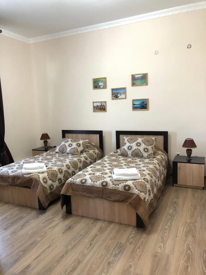 Twin Room with Shower