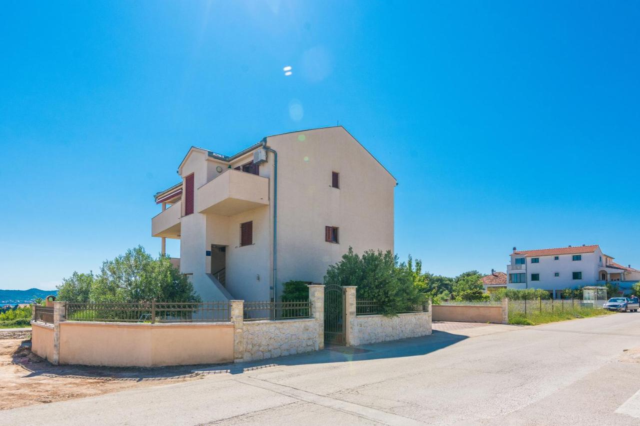 Apartments Blandona - B&B Biograd na Moru