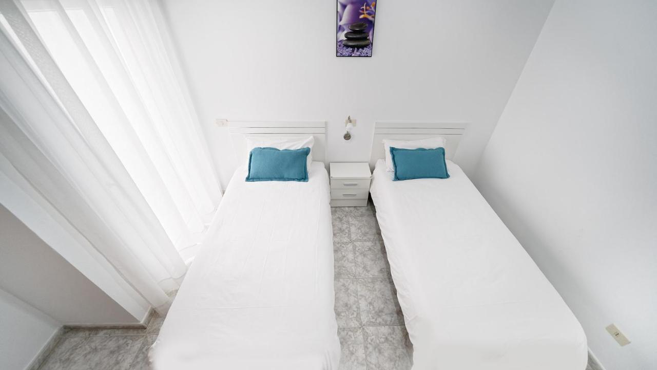 NARANJA - B&B Arinaga