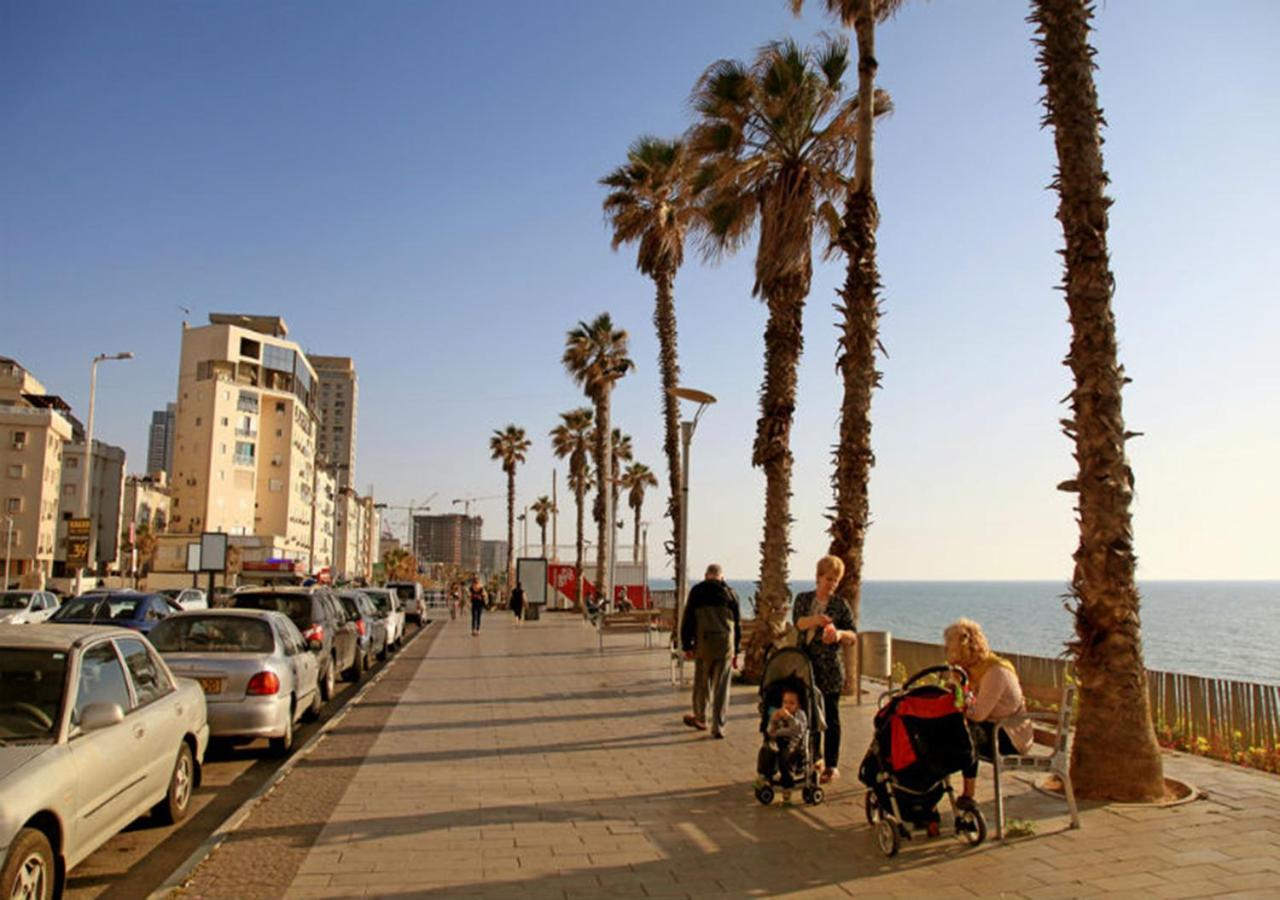 O&O Group-Exciting Beach View Best Loc Bat-Yam 3BR - B&B