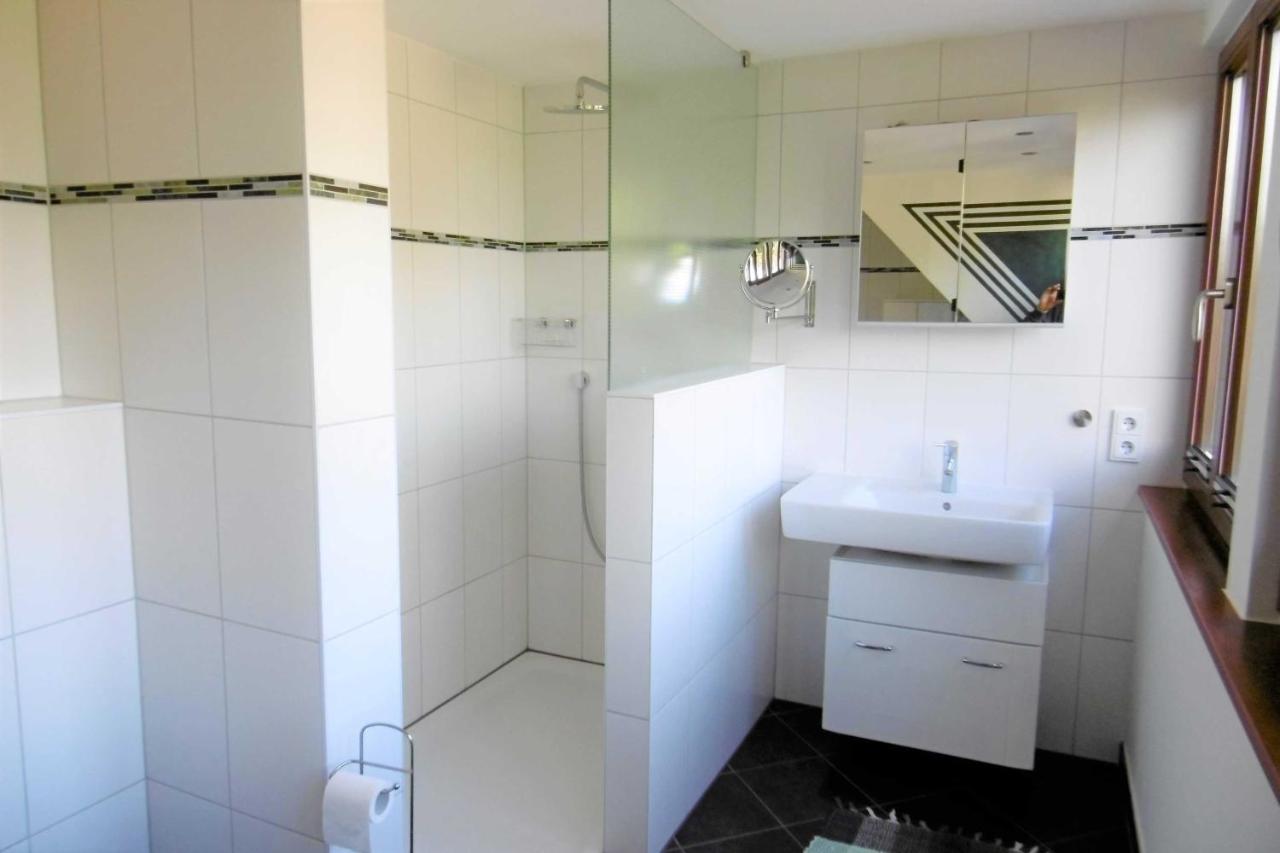 Two-Bedroom Apartment with Shower 