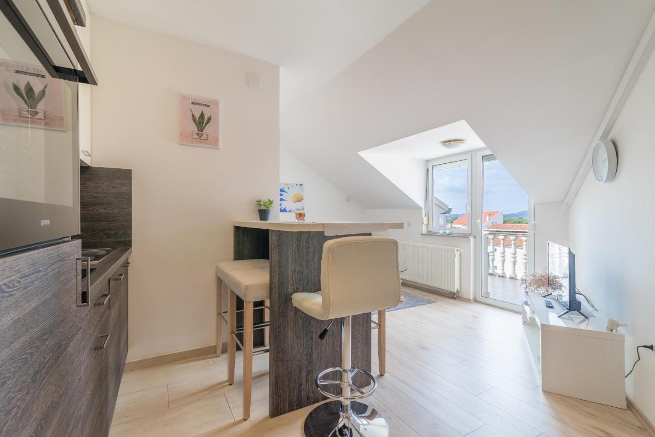 Apartment mit Meerblick