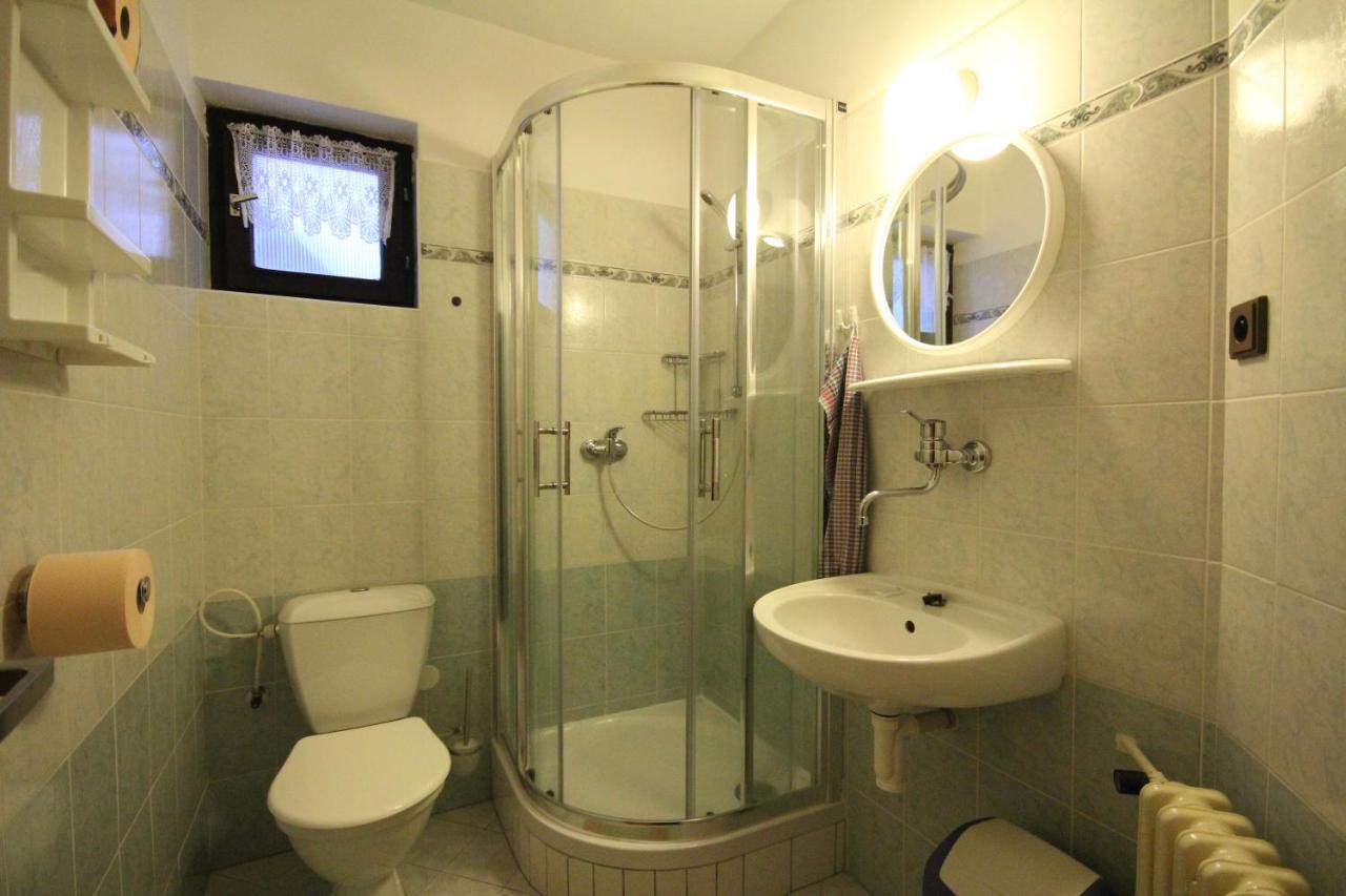 Suite with Mountain View