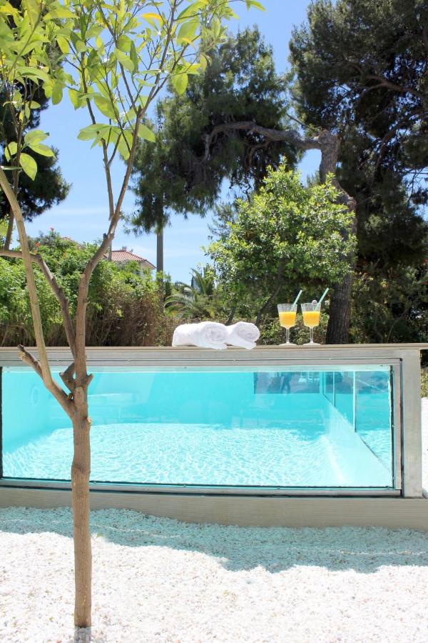 Glyfada Villa 6BR 16ppl Private Pool 300m to Beach - Ferienwohnung