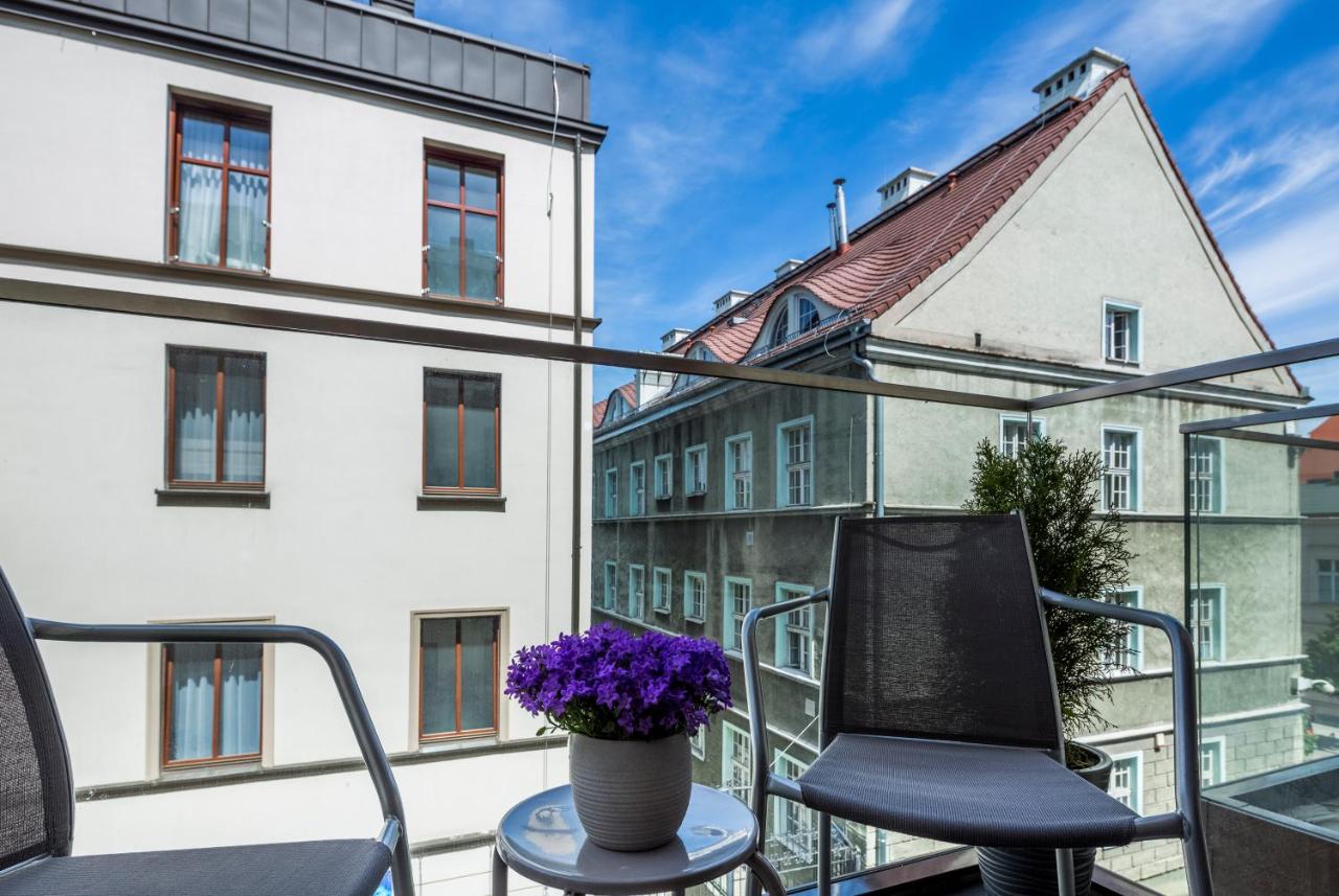 UNIC Apartments Dominikańska - B&B