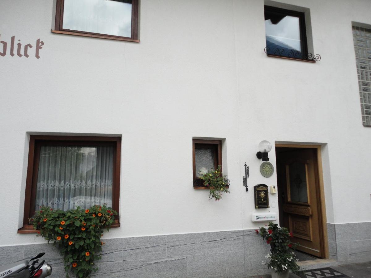 Haus Talblick - Bed and Breakfast Pettneu