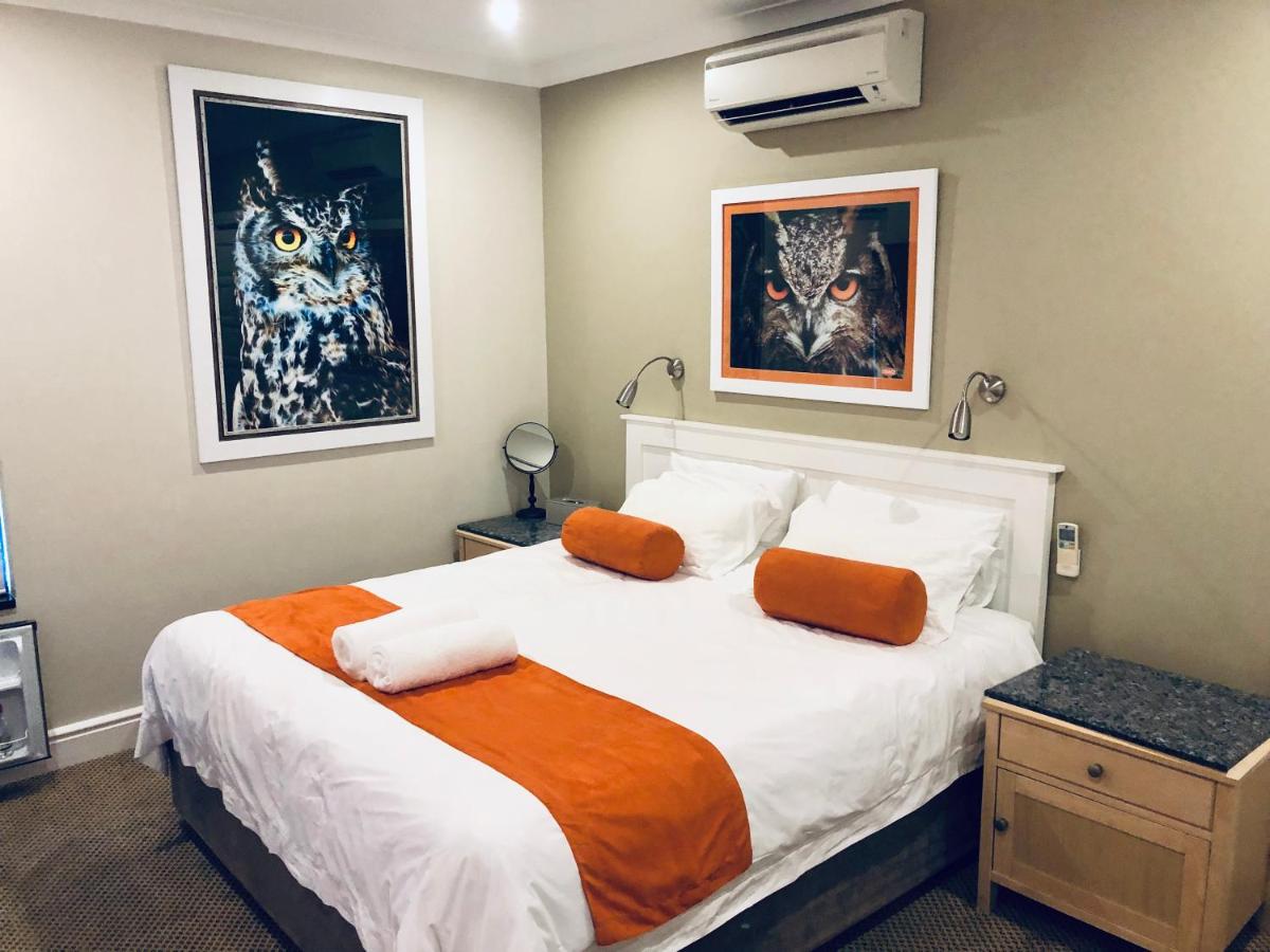 Chambre Lit King-Size avec Balcon