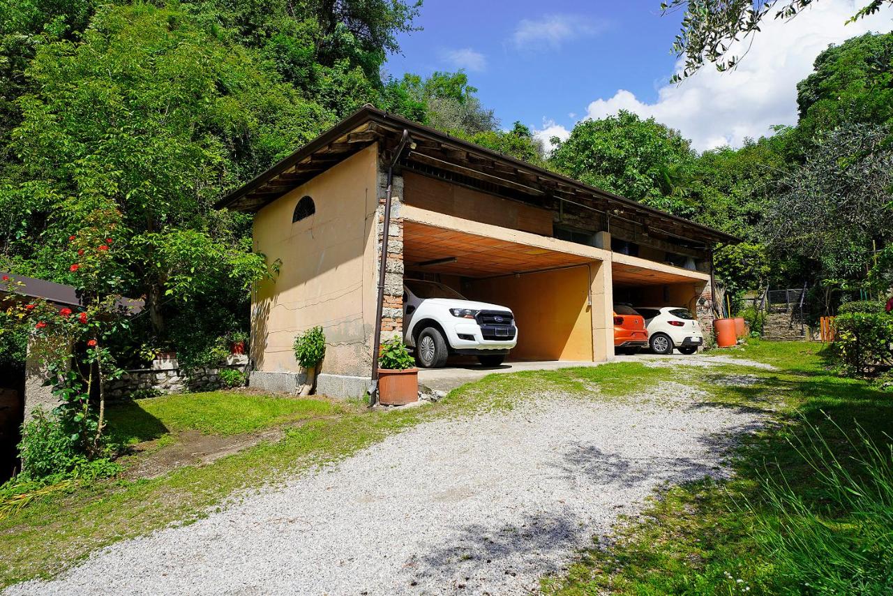 VALLE FIORITA 42 - Lake view apartment - B&B
