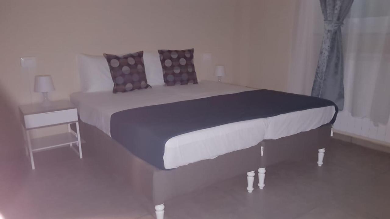 Deluxe Double Room with Shower