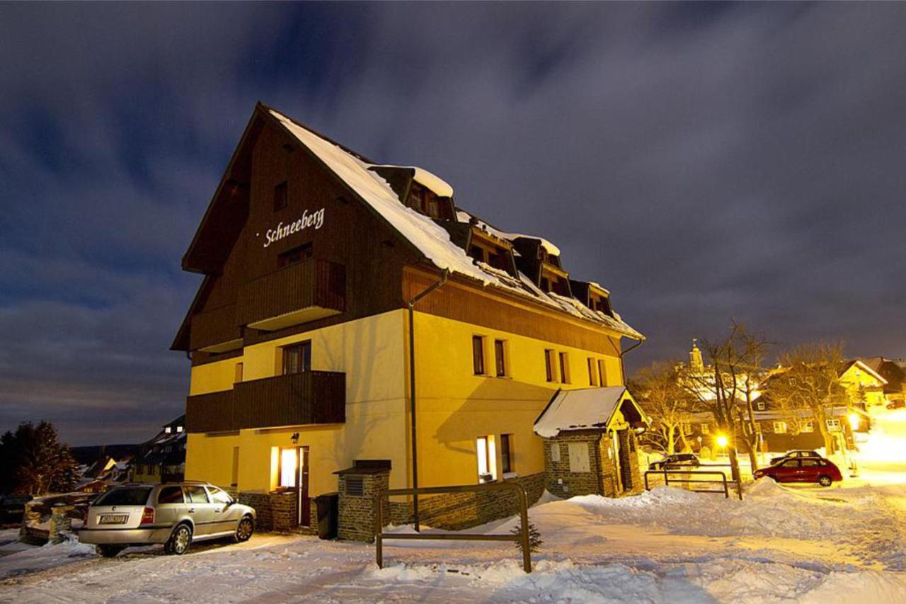 B&B Boží Dar - Schneeberg Apartmany - Bed and Breakfast Boží Dar