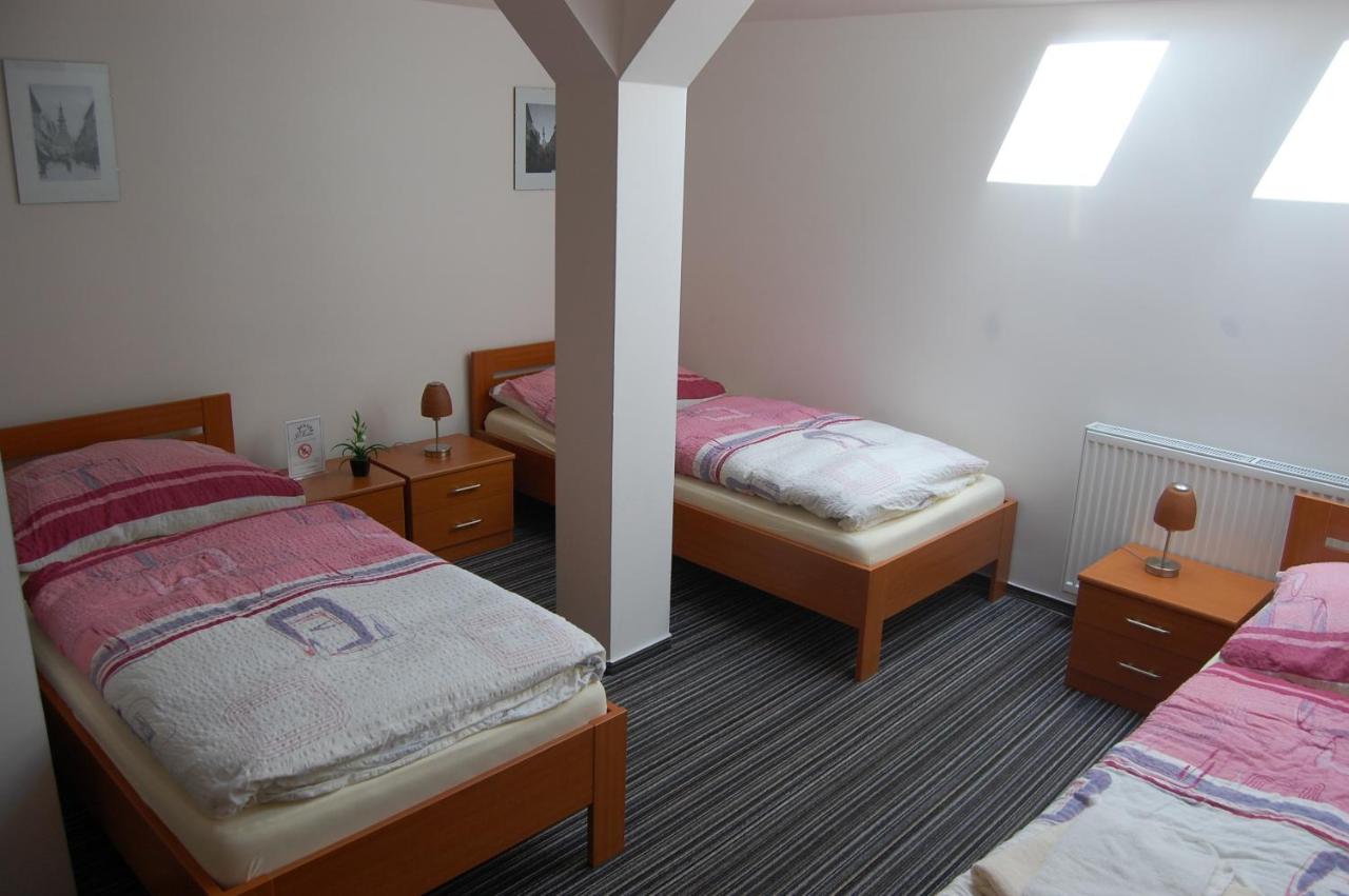 Habitación Triple Básica