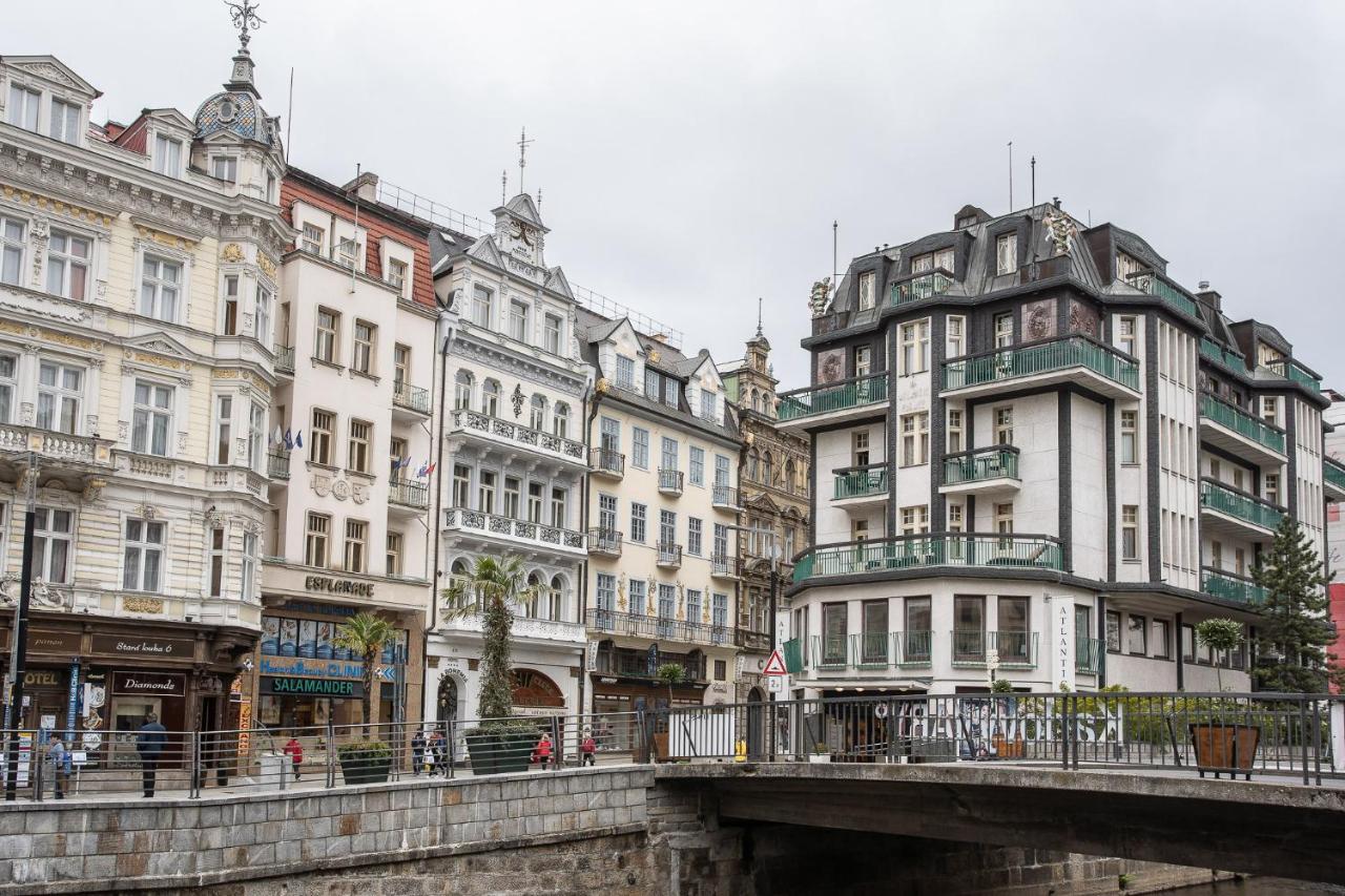 RESIDENCE GOETHE -"U Tří mouřenínů" - B&B Karlovy Vary
