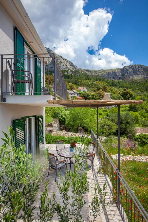 B&B Makarska - Holiday house Biokovo - Bed and Breakfast Makarska