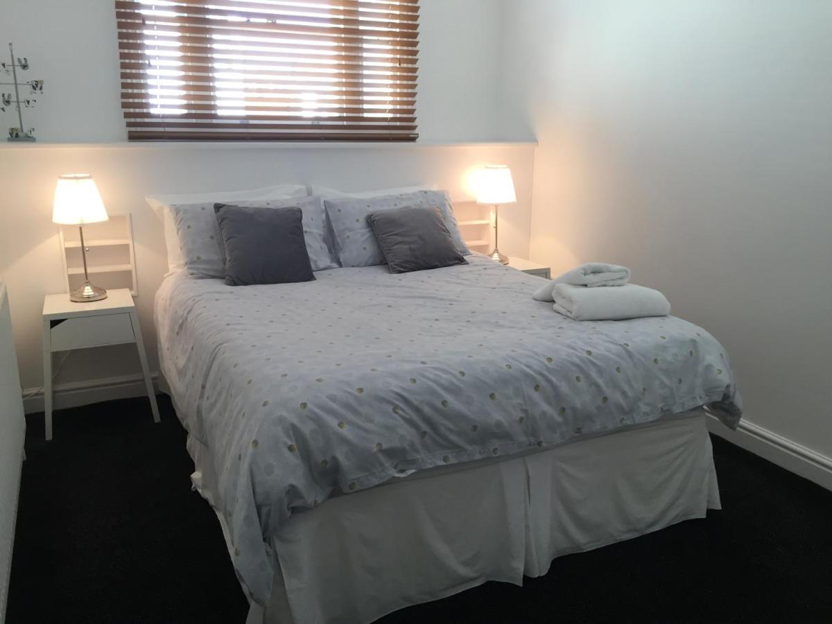Deluxe Apartment 1