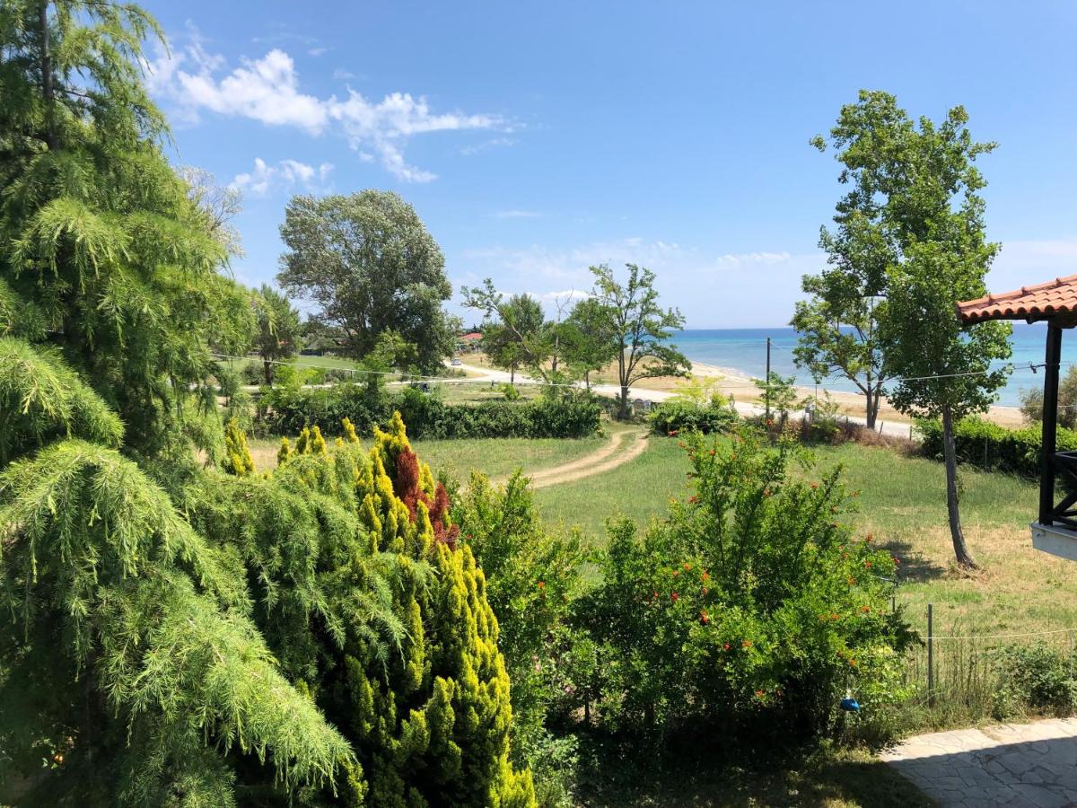 Sofia's Pearl Beachfront Maisonette - B&B