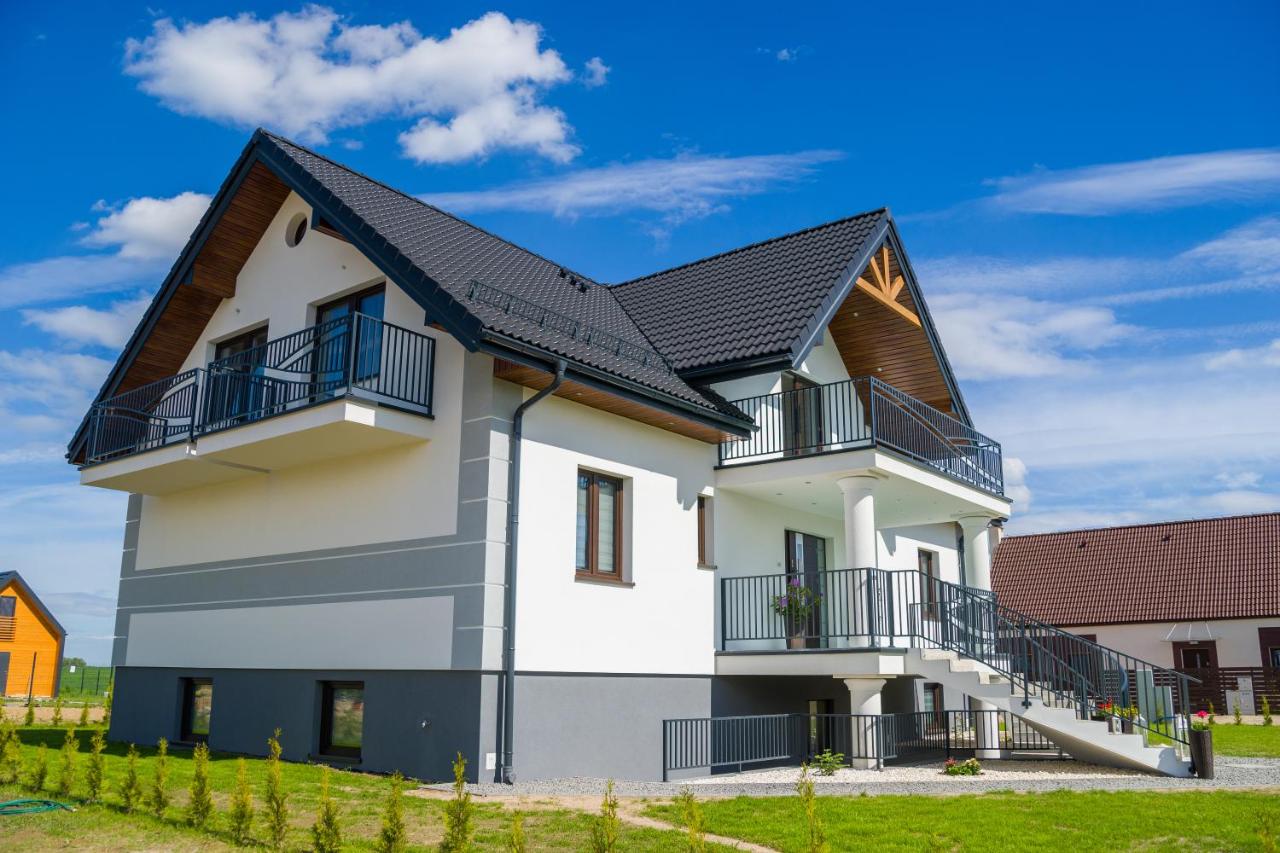 Willa Kormoran - Pokoje i Apartamenty - B&B Mikołajki