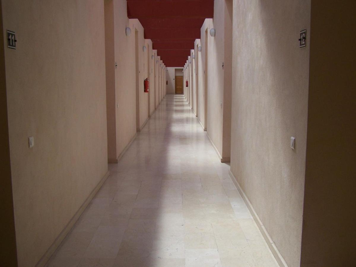 ESTUDIO CON PISCINA Y GARAJE A 100 Mtr DE LA PLAYA - B&B
