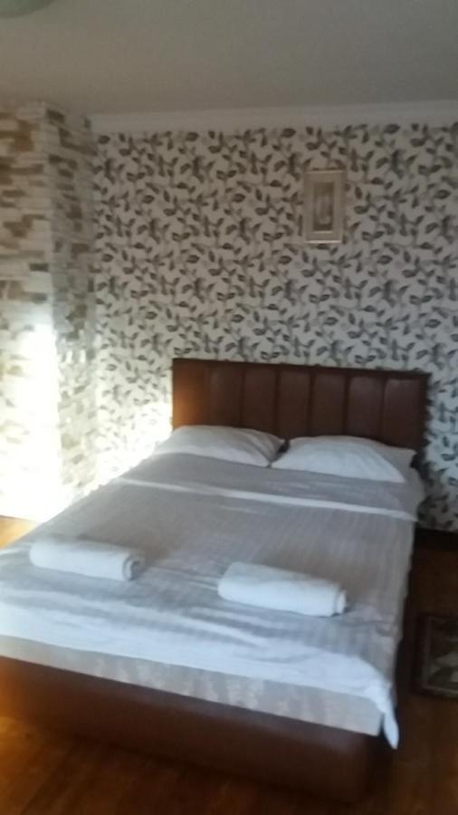 B&B Oezjhorod - Комнаты рядом с автовокзалом - Bed and Breakfast Oezjhorod