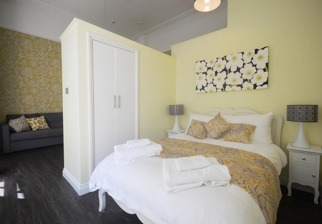 Studio-Apartment im Erdgeschoss